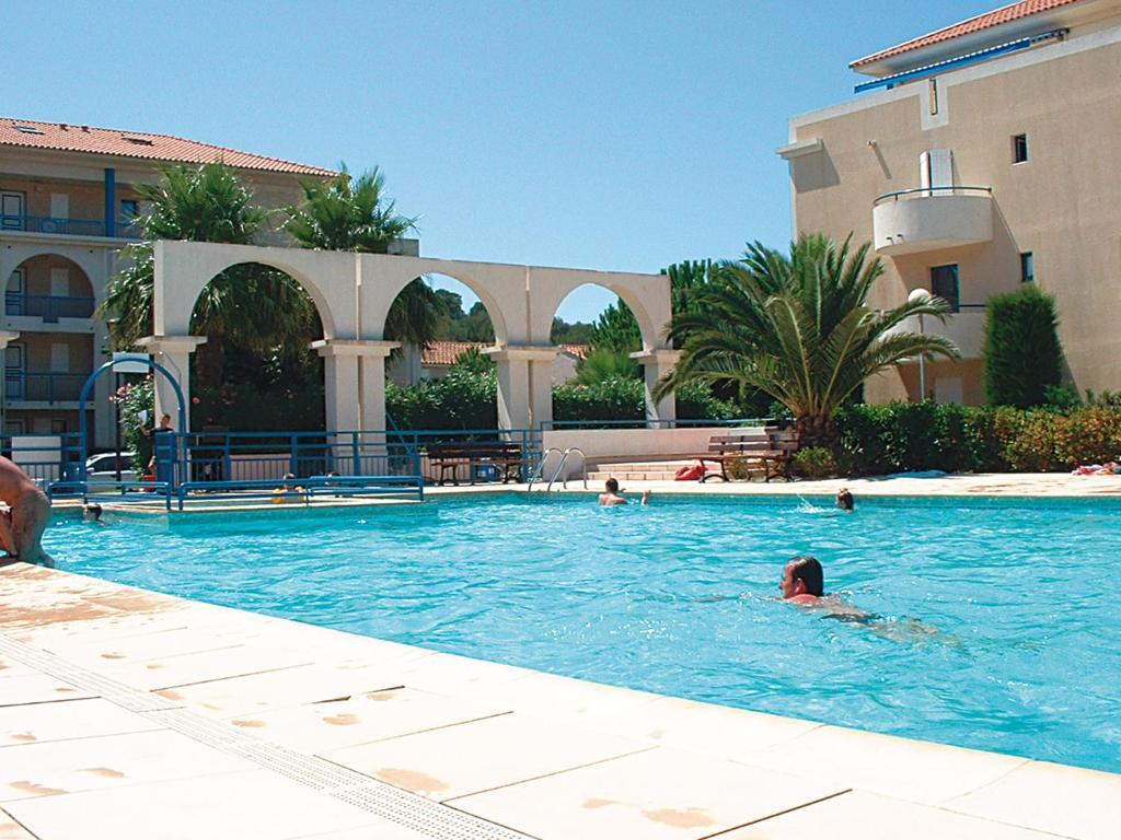 Lagrange Vacances Le Domaine D'Azur Et Tahiti Park Le Lavandou Room photo